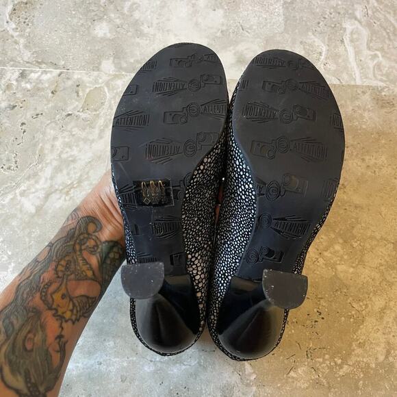 John Fluevog " ATTENTION " Mid High Heels Rounded Toes Women's Shoes Size 6 - Picture 8 of 8